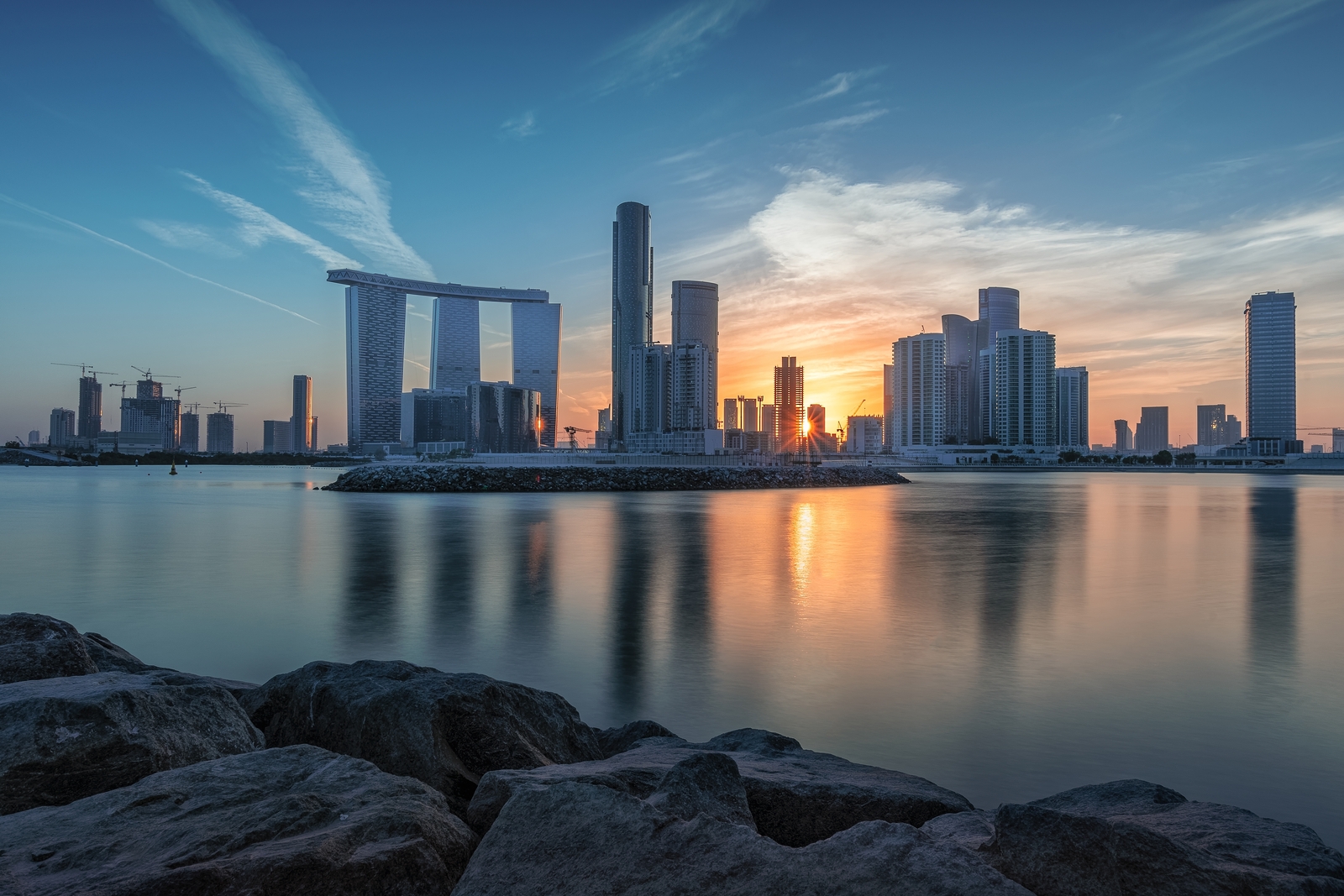 How to Buy Freehold Property in Dubai: Step-by-Step Guide for Expats